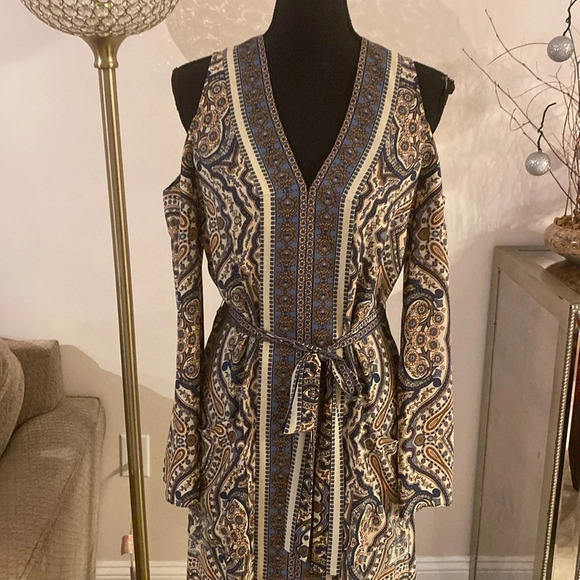 BCBGMaxAzria dress size XXS - Picture 2 of 7